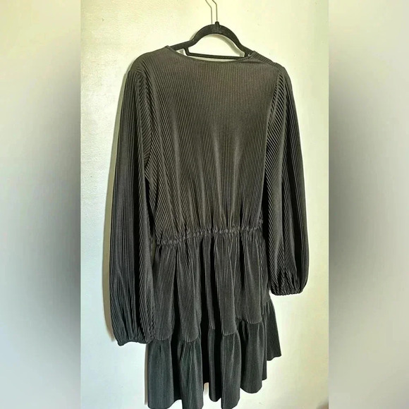 NWT Little Black Dress size Medium - Picture 5 of 7